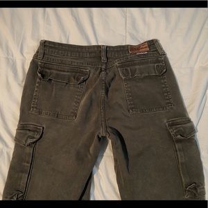 dark grean cargo pants